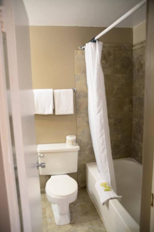 Ray Lyn Motel Trail Luaran gambar