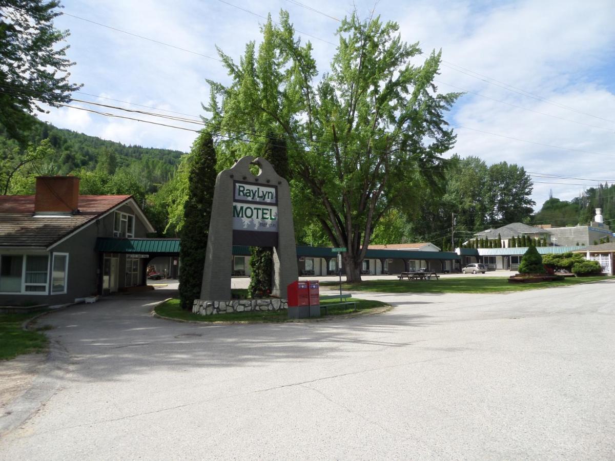 Ray Lyn Motel Trail Luaran gambar